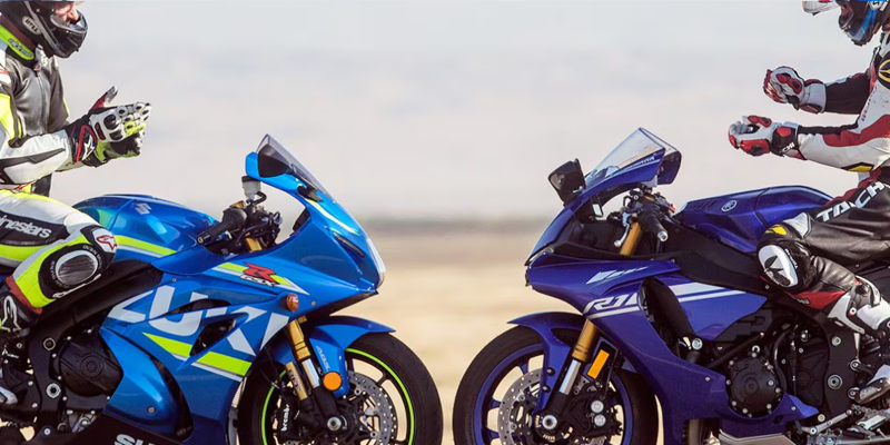 You are currently viewing Yamaha YZF-R1 vs. Suzuki GSX-R1000RR – A Clash of Superbikes